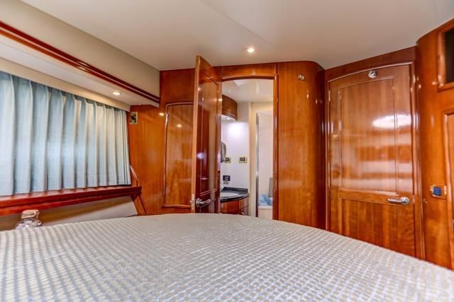 Guest Stateroom Bath